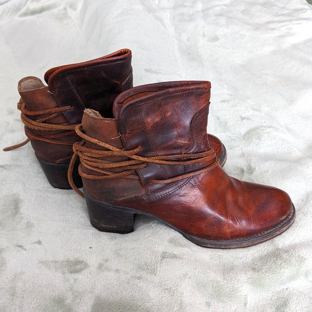 Freebird by Casey Ankle Boot, Size 10 - Picture 1 of 4